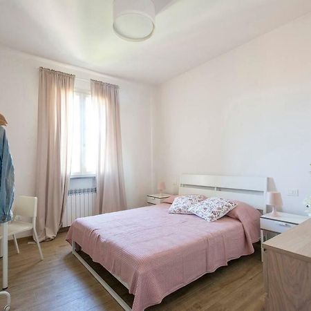 Altido Pampurio Airport Apartment Pise Extérieur photo