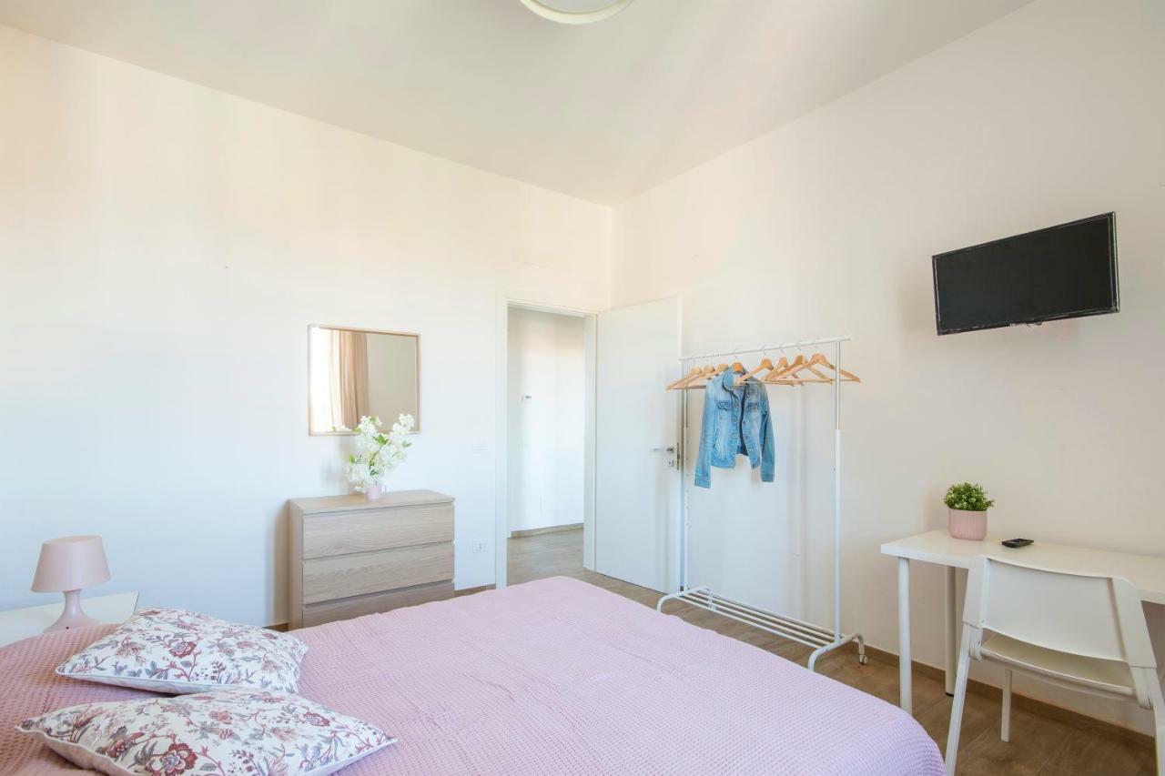 Altido Pampurio Airport Apartment Pise Extérieur photo