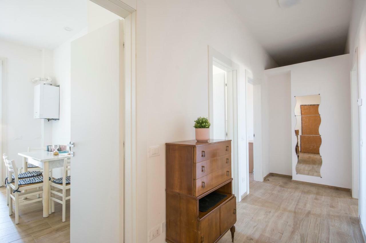 Altido Pampurio Airport Apartment Pise Extérieur photo
